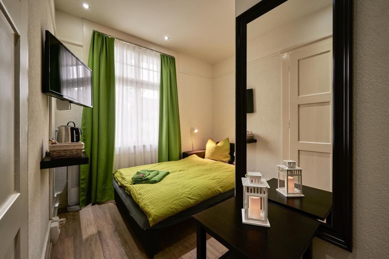 ברן Max Aviation Villa & Apartments מראה חיצוני תמונה