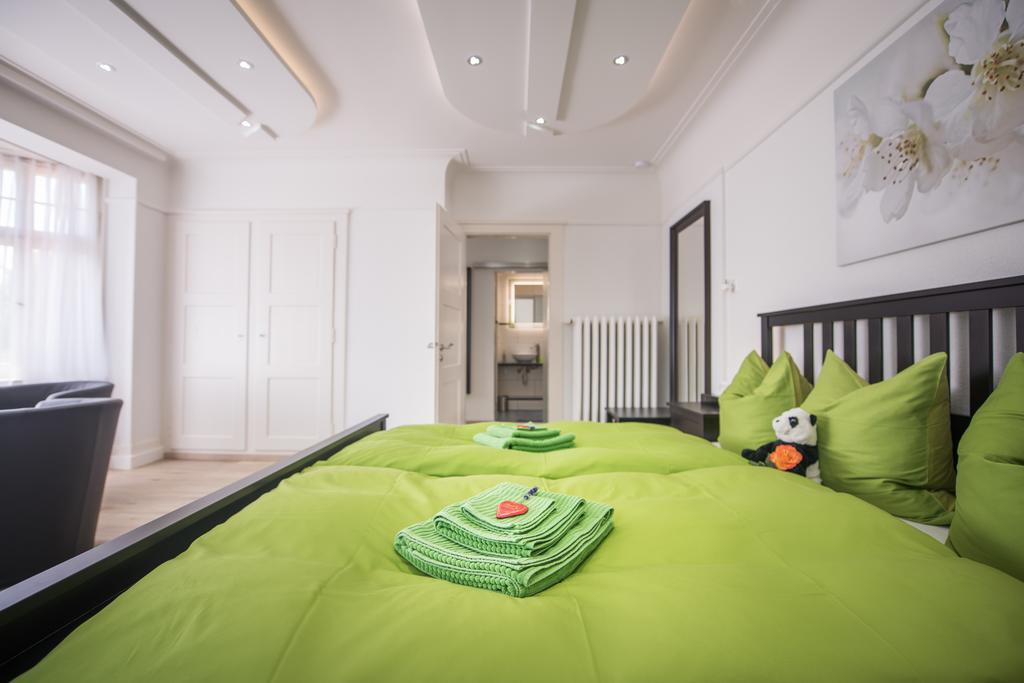 ברן Max Aviation Villa & Apartments מראה חיצוני תמונה