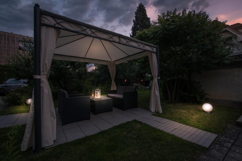 ברן Max Aviation Villa & Apartments מראה חיצוני תמונה